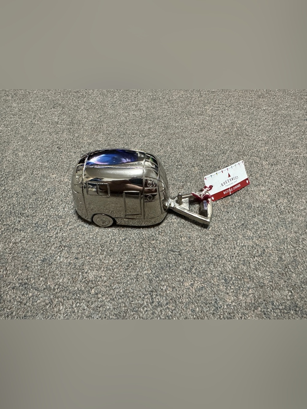 Queenwest Trading Silver Metal Airstream Bottle Opener Kitchy 3D